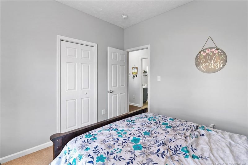 1000 Foxhound Ct, Fayetteville, NC 28314