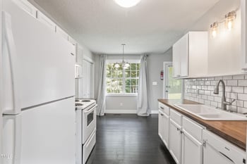 1000 Meadowgreen Dr, Raleigh, NC 27603