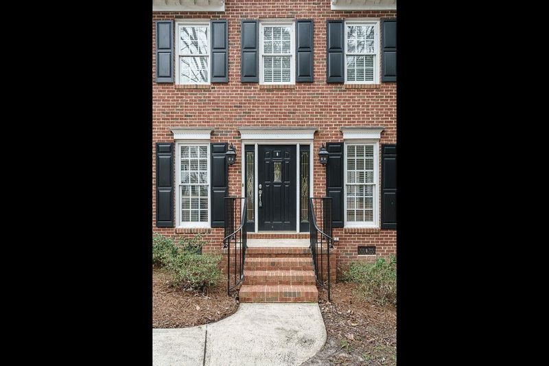 1000 New Dover Rd, Apex, NC 27502