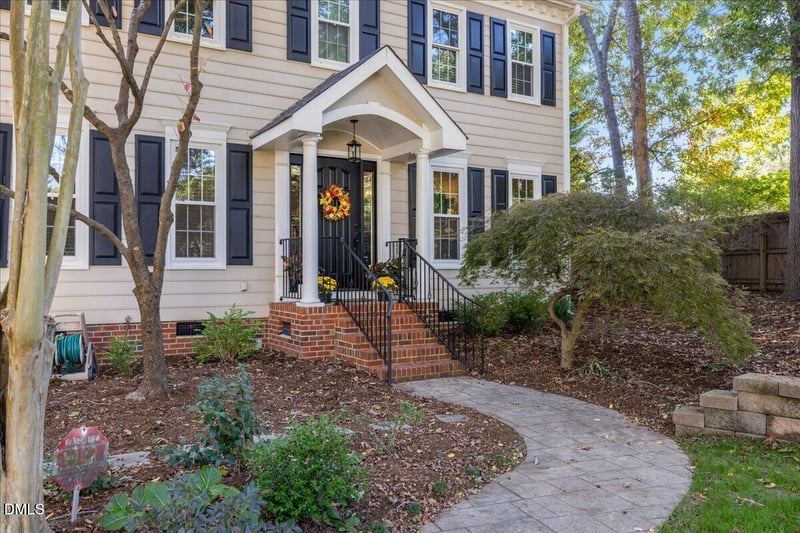 1000 Oakgate Ct, Apex, NC 27502