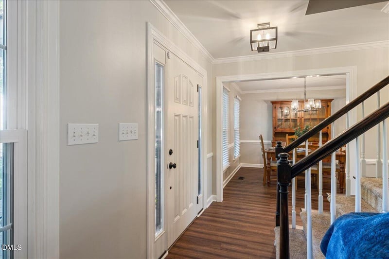 1000 Oakgate Ct, Apex, NC 27502