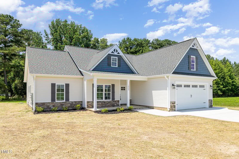 1000 Peedin Rd, Selma, NC 27576