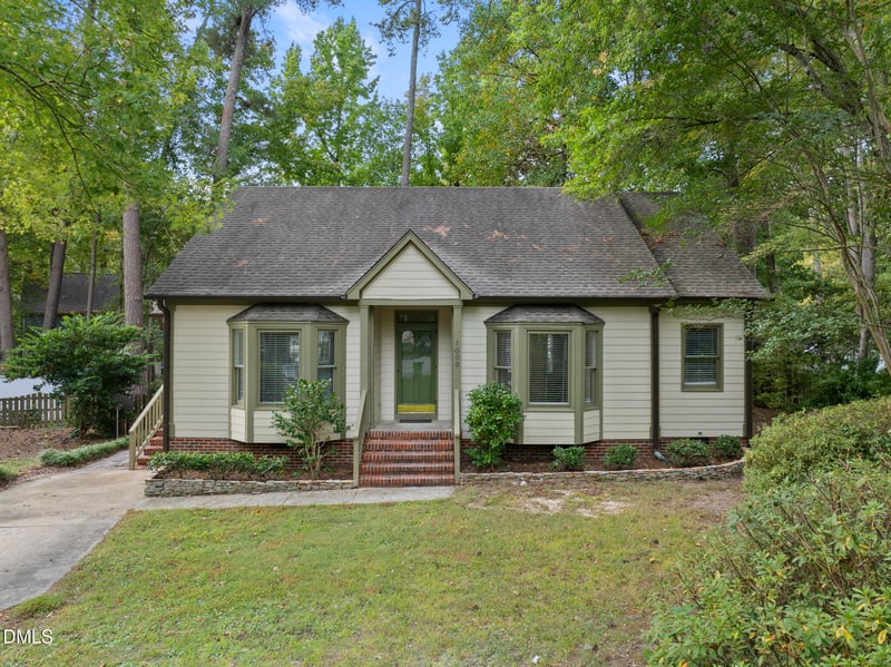 1000 Stones Ldg, Knightdale, NC 27545
