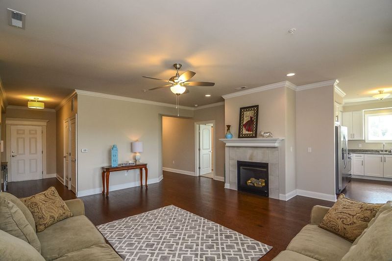 1000 Waterford Lake Dr #1033, Cary, NC 27519