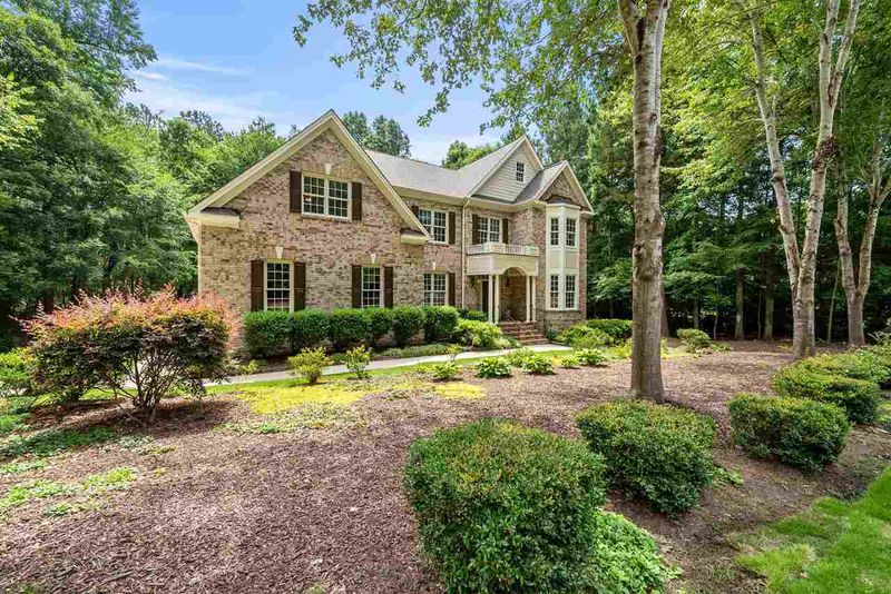 10000 Adirondack Way, Chapel Hill, NC 27517