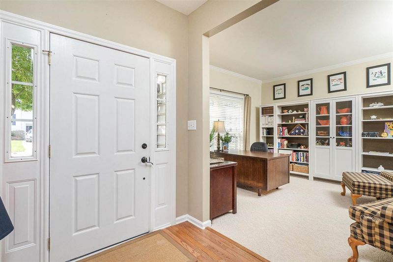 10000 Wyngate Ridge Dr, Raleigh, NC 27617