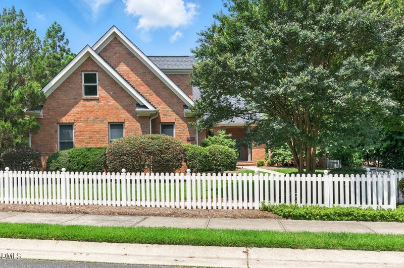 10002 Fountain , Chapel Hill, NC 27517