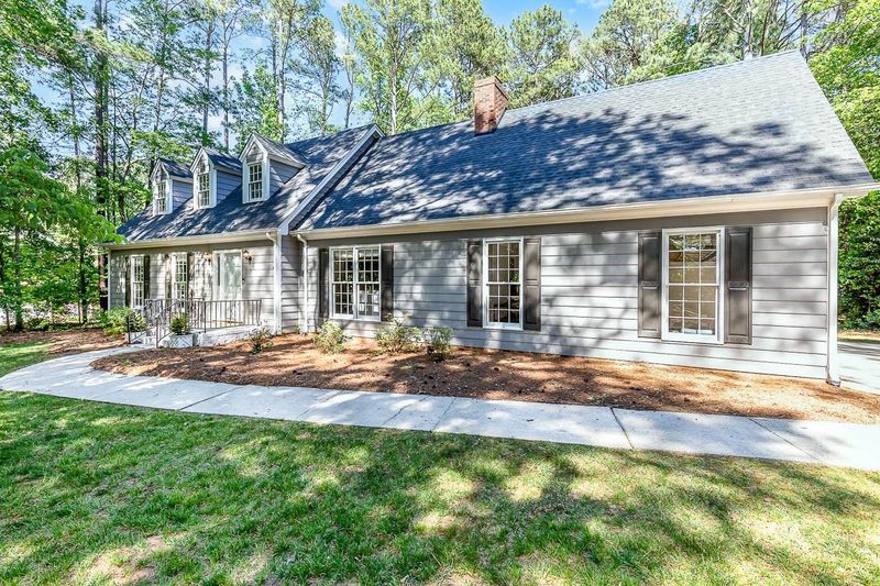 10004 Whitestone Rd, Raleigh, NC 27615