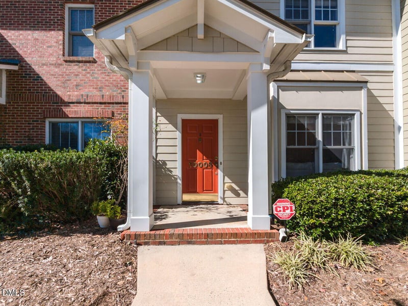 10005 David Stone Dr, Chapel Hill, NC 27517