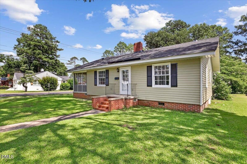 1001 2nd St, Smithfield, NC 27577