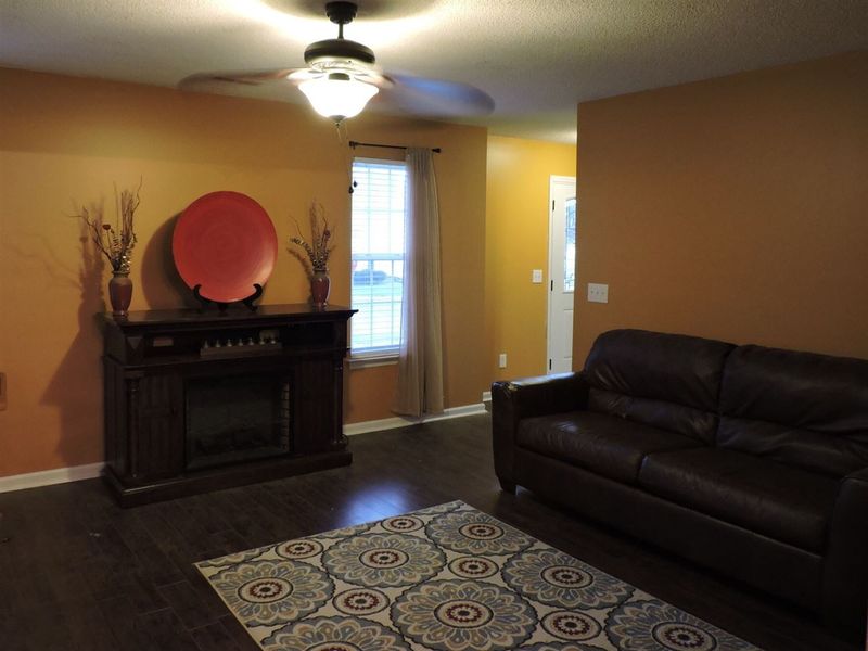 1001 Aaron Dr, Raleigh, NC 27610