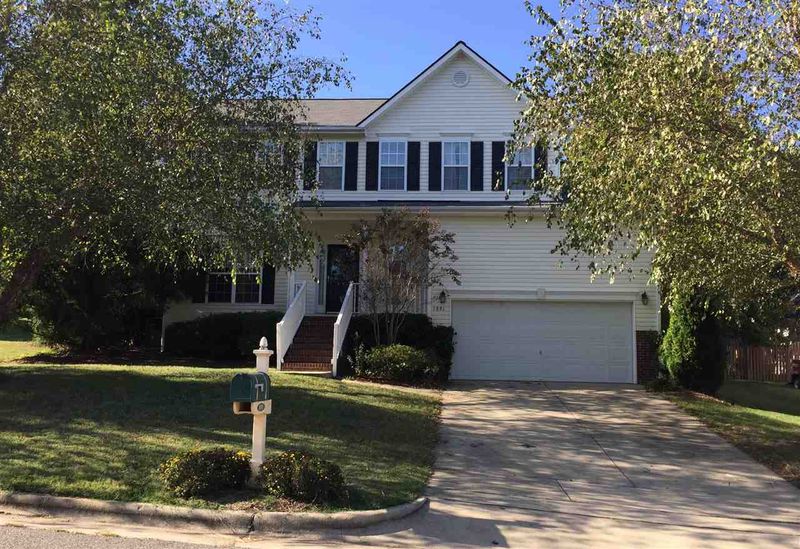 1001 Antler Ct, Apex, NC 27502