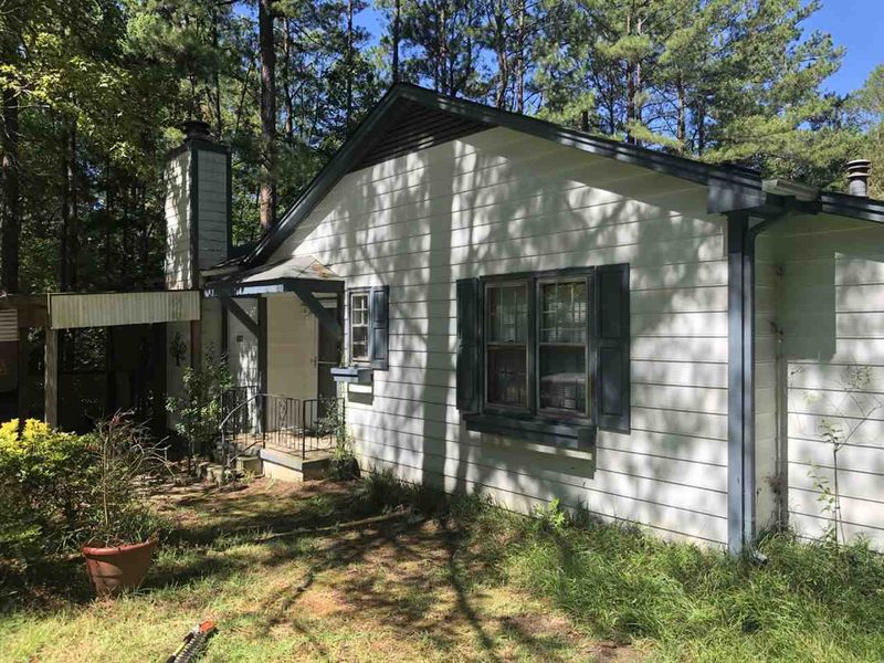 1001 Bend Dr, Raleigh, NC 27609