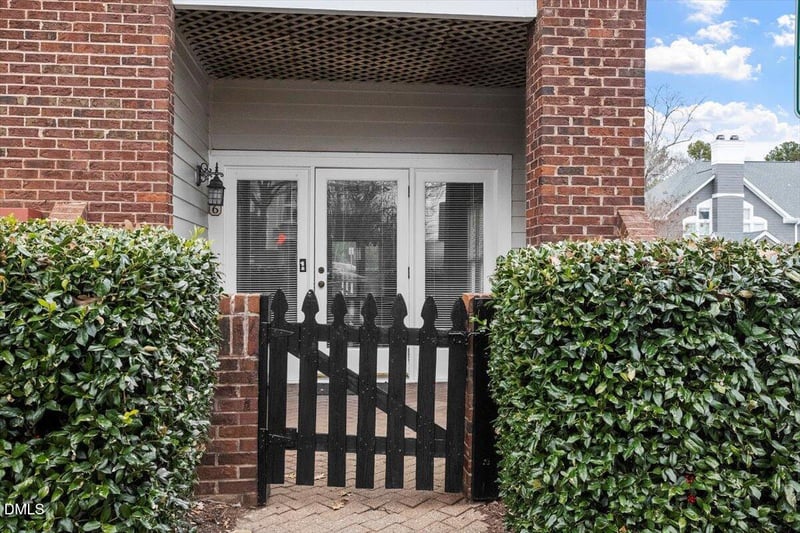 1001 Brighthurst Dr #106, Raleigh, NC 27605