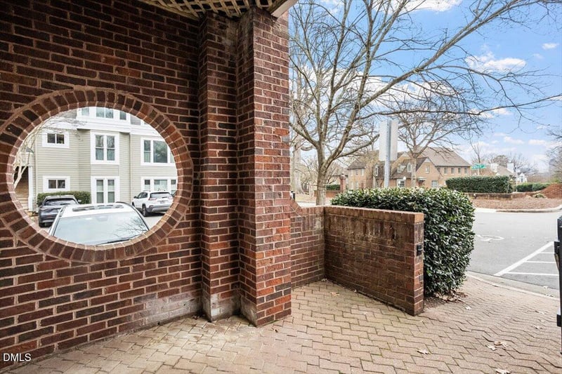 1001 Brighthurst Dr #106, Raleigh, NC 27605