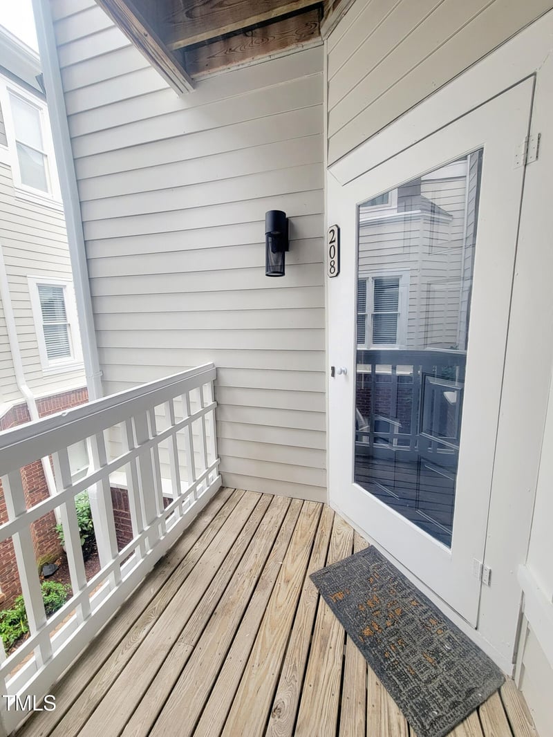 1001 Brighthurst Dr #208, Raleigh, NC 27605