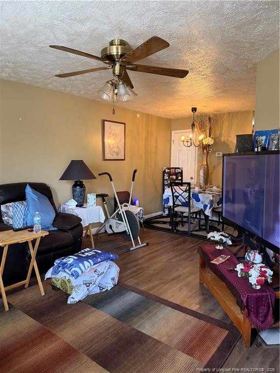 1001 Brookhollow Dr #2, Fayetteville, NC 28314