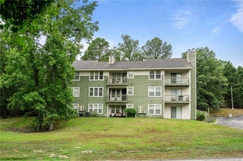 1001 Brookhollow Dr #7, Fayetteville, NC 28314