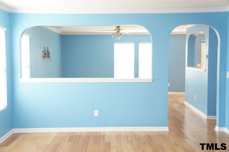 1001 Collington Dr, Mebane, NC 27302