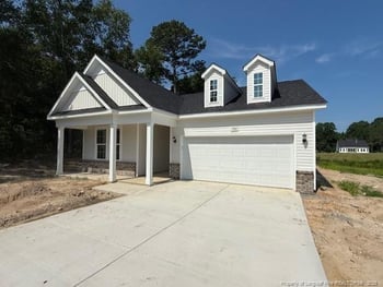 1001 Commodore Ct, Fayetteville, NC 28312