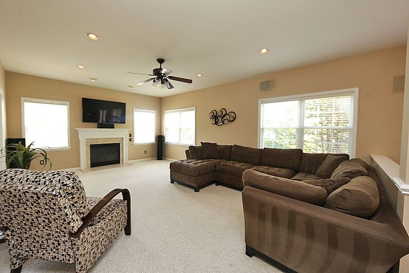 1001 Double Spring Ct, Apex, NC 27502