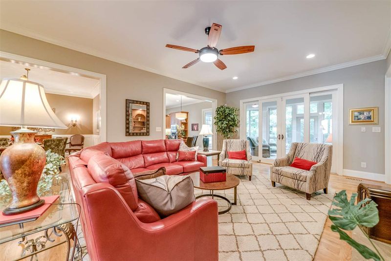1001 Greyhawk Pl, Apex, NC 27539