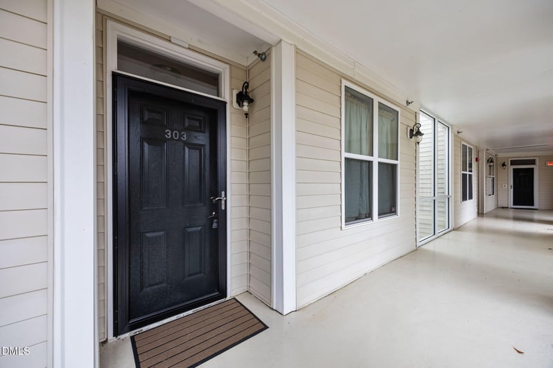 1001 Hillsborough St #303, Raleigh, NC 27603