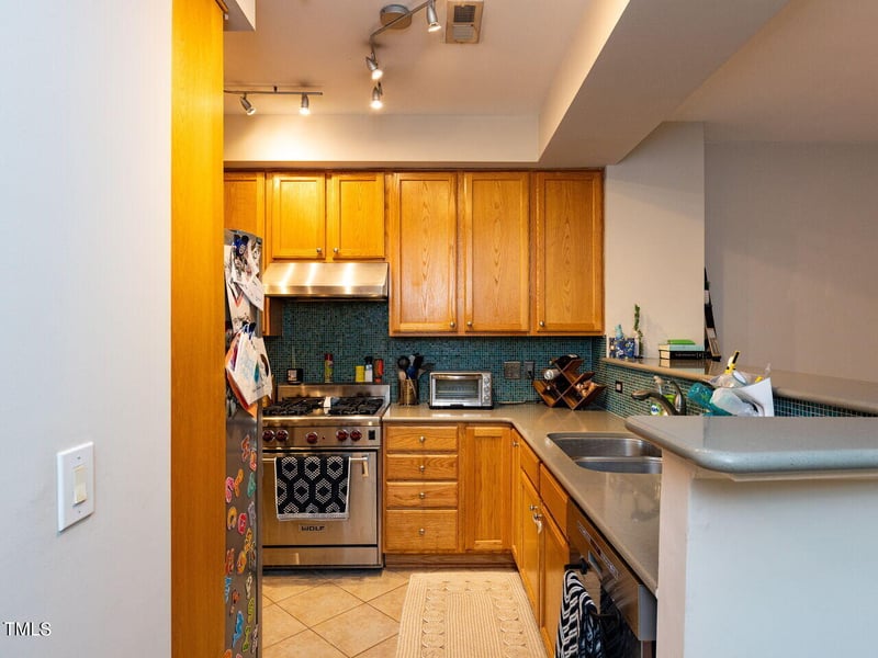 1001 Hillsborough St #304, Raleigh, NC 27603