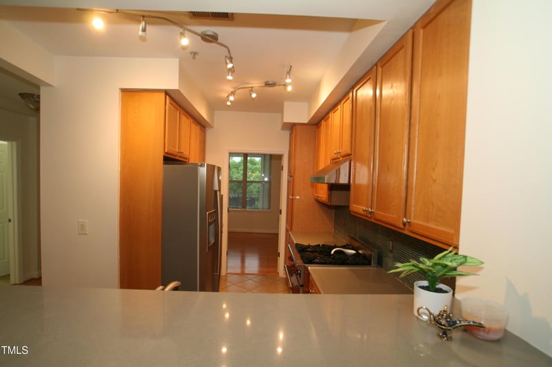 1001 Hillsborough St #304, Raleigh, NC 27603