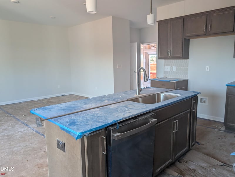 1001 Honey Bee Ct #419, Durham, NC 27703