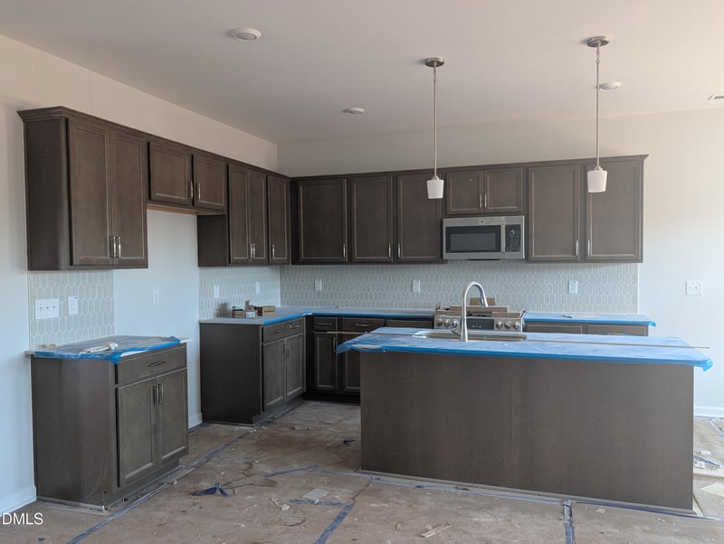 1001 Honey Bee Ct #419, Durham, NC 27703