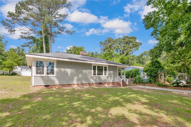 1001 Ivy Rd, Fayetteville, NC 28303
