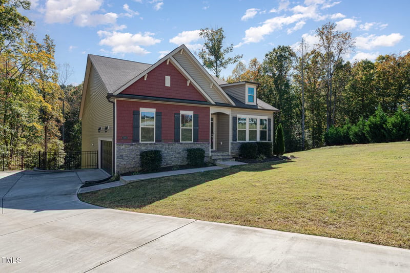1001 Jarrett Bay Rd, Willow Springs, NC 27592
