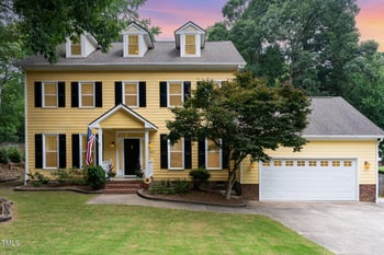 1001 Kingsway Dr, Apex, NC 27502