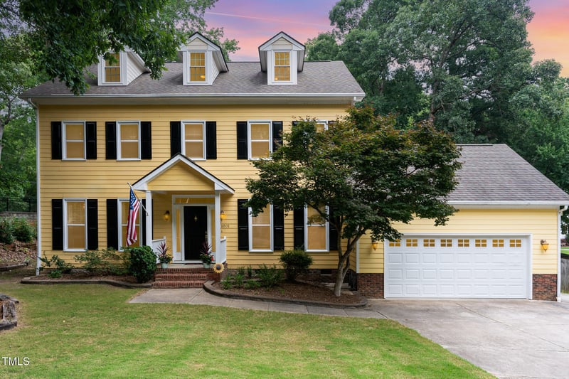 1001 Kingsway Dr, Apex, NC 27502