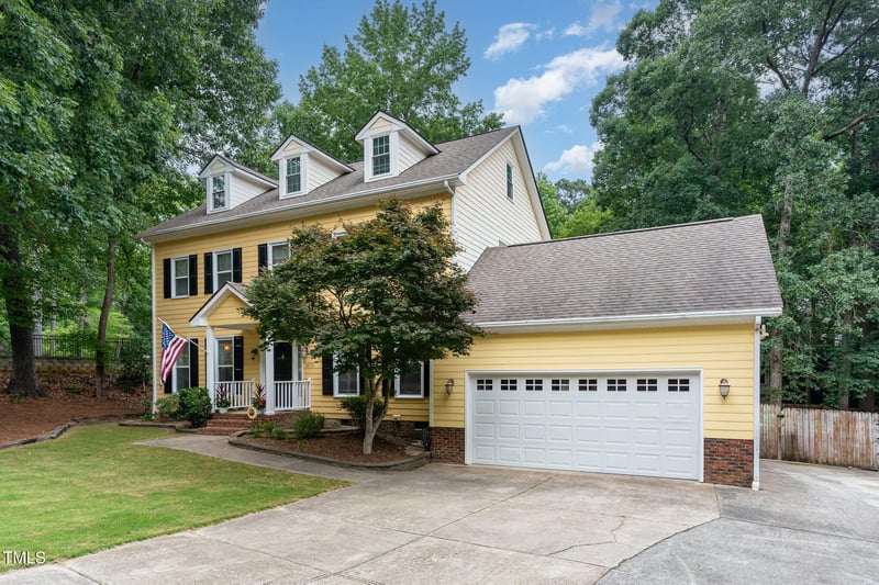 1001 Kingsway Dr, Apex, NC 27502