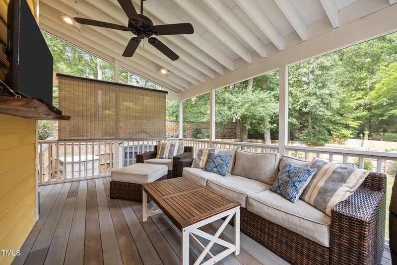 1001 Kingsway Dr, Apex, NC 27502