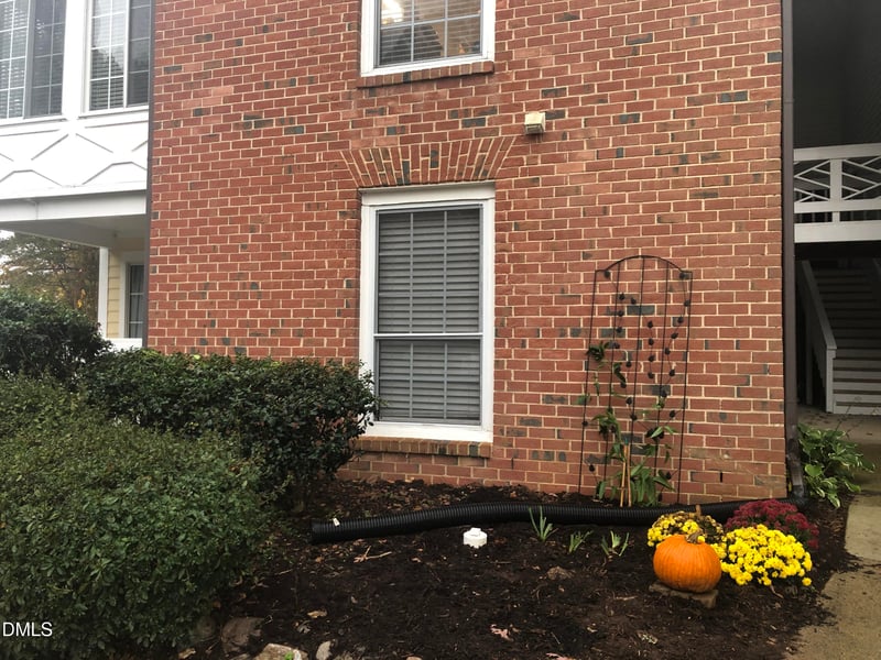 1001 Kingswood Dr #A, Chapel Hill, NC 27517