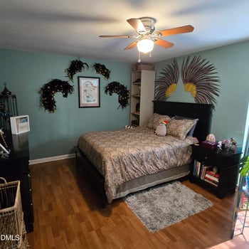 1001 Kingswood Dr #J, Chapel Hill, NC 27514