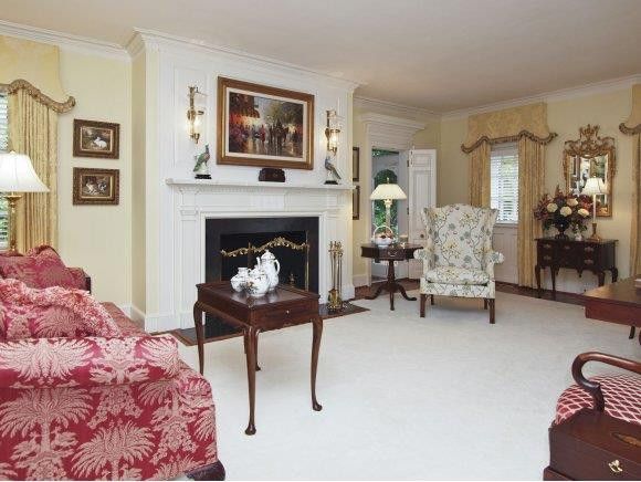 1001 E Lake Dr, Burlington, NC 27215