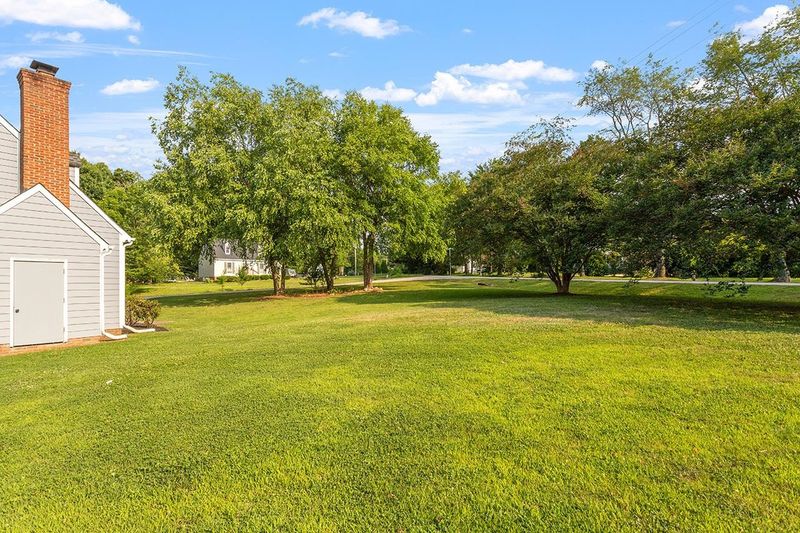 1001 Lightfoot Ct, Wake Forest, NC 27587