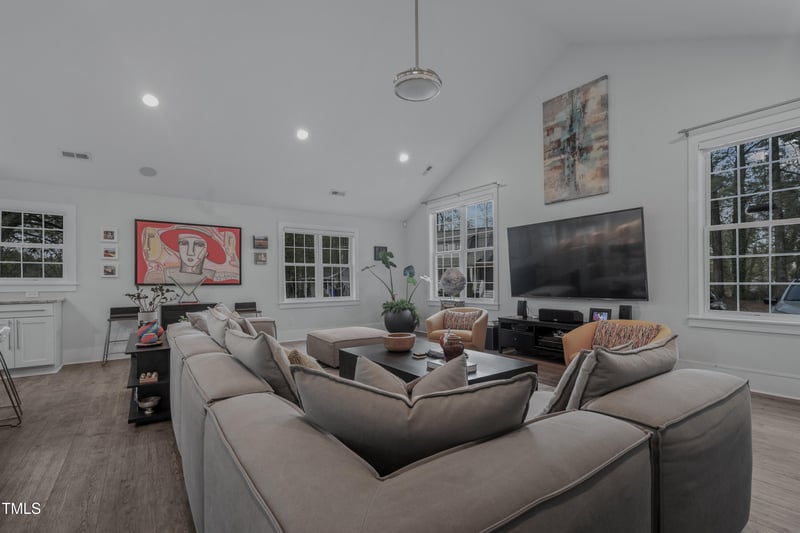 1001 Manchester Dr, Raleigh, NC 27609