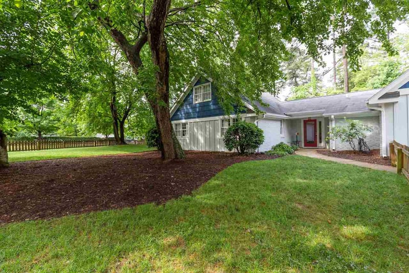 1001 Manchester Dr, Raleigh, NC 27609