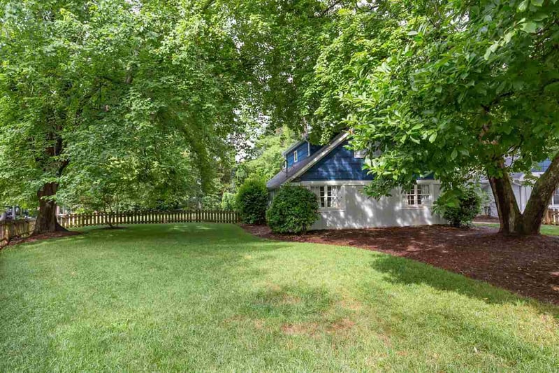 1001 Manchester Dr, Raleigh, NC 27609