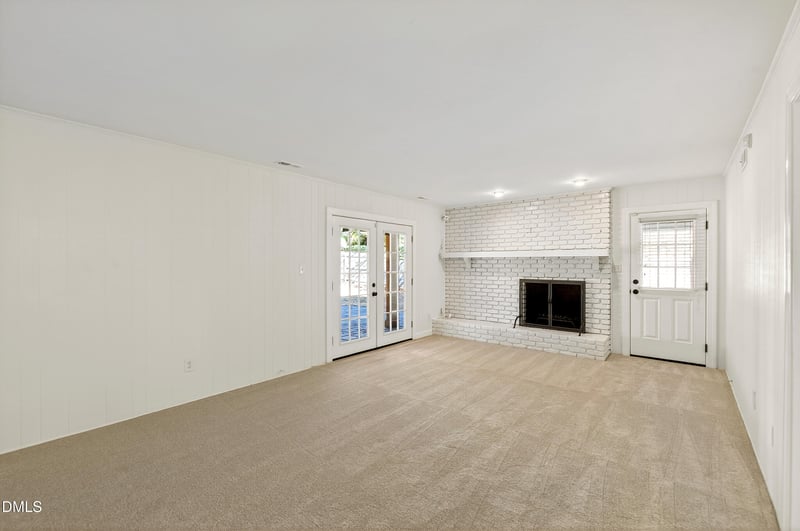 1001 Pebblebrook Dr, Raleigh, NC 27609