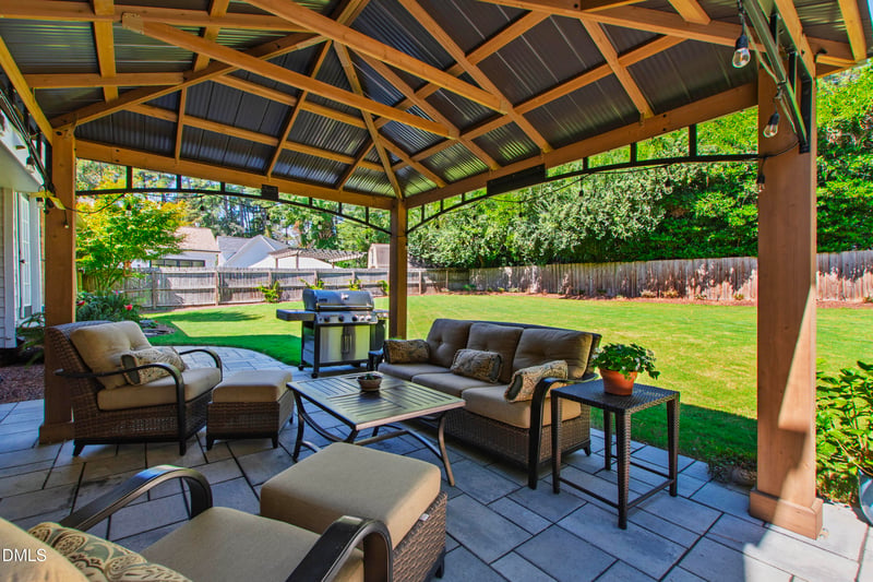 1001 Pebblebrook Dr, Raleigh, NC 27609