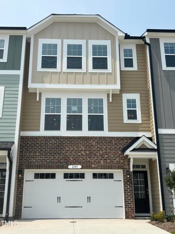 10011 Secluded Gdn Dr, Apex, NC 27523
