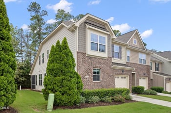 10017 Lynnberry Pl, Raleigh, NC 27617