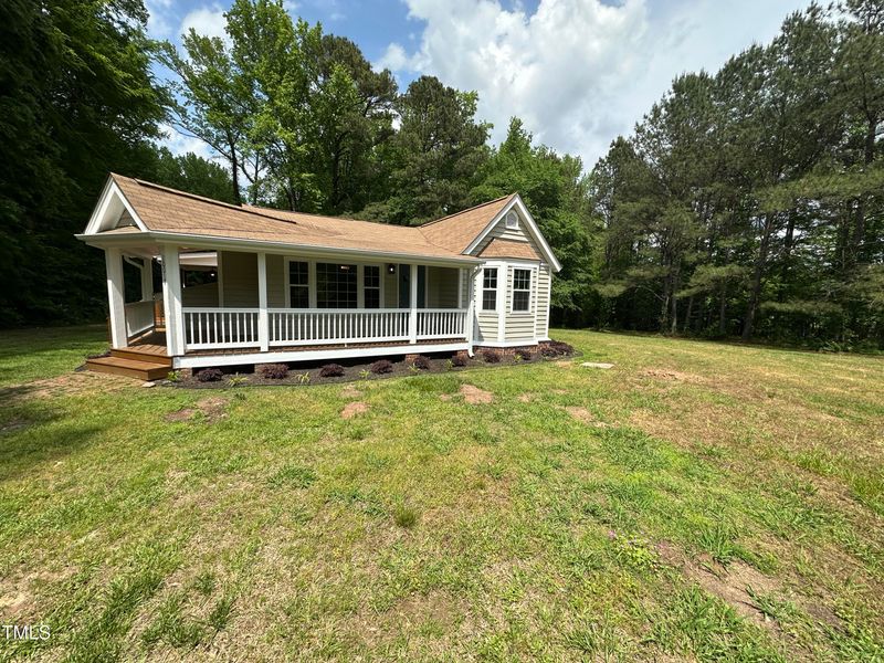 10017 Oakley Rd, Zebulon, NC 27597