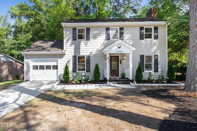 1002 Apache Ln, Apex, NC 27502